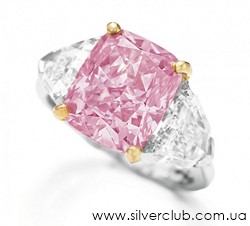 Бриллиант Vivid Pink Бриллиант Vivid Pink